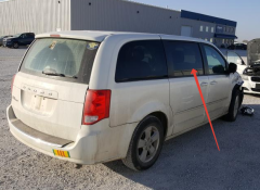 Dodge Caravan Sürgülü Kapı Camı Sol 55176480