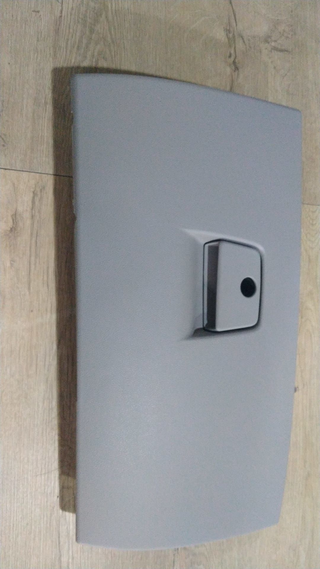 VOLVO 39888619 Torpido Gözü Kapağı 39867570