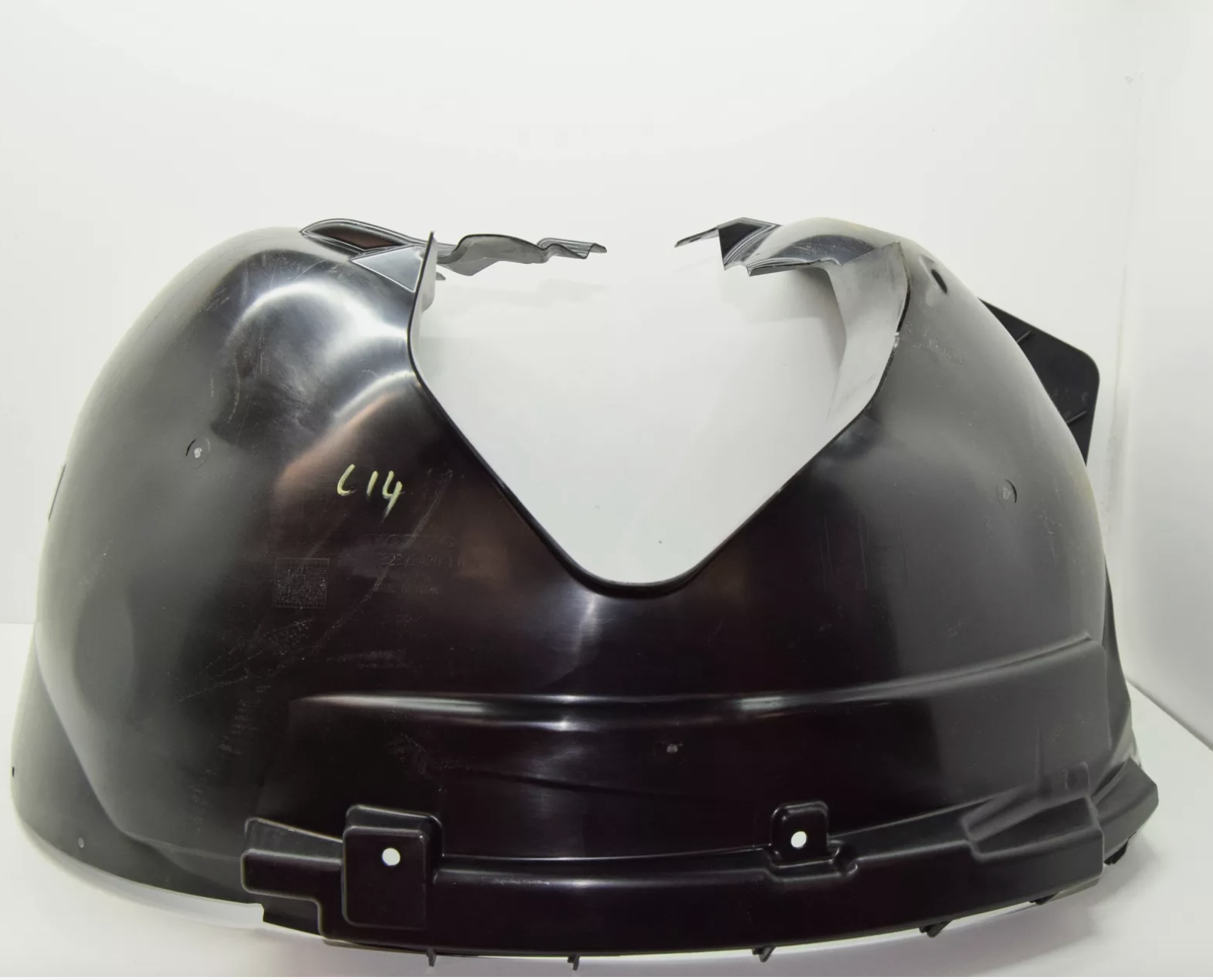 VOLVO XC60 Sol Ön Çamurluk Davlumbazı 32372420 / 31694464