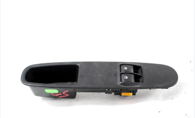 Lancia Ypsilon Ön Sol Cam Anahtarı 735531344