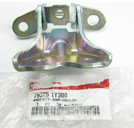 Kia Ön Kapı Menteşesi Alt Sağ 793251Y300