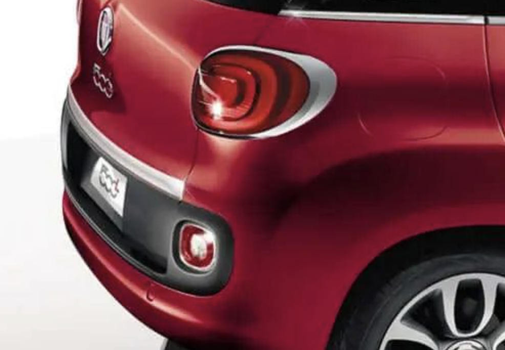 Fiat 500L Bagaj Alt Çıtası Krom Ricambi 55176319