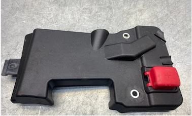 VOLVO Akü Kapağı 31652061