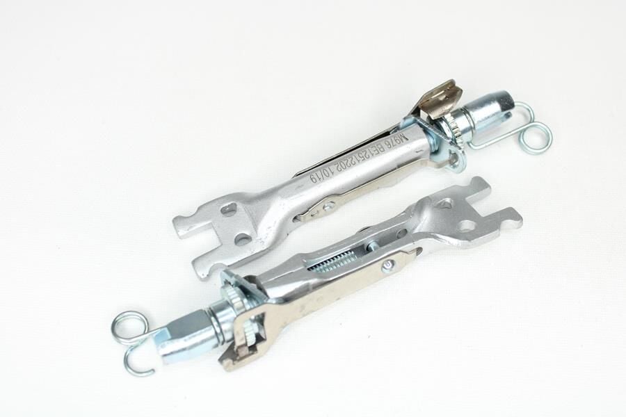 Clio 4-IV Arka Fren Cırcır  7701208061