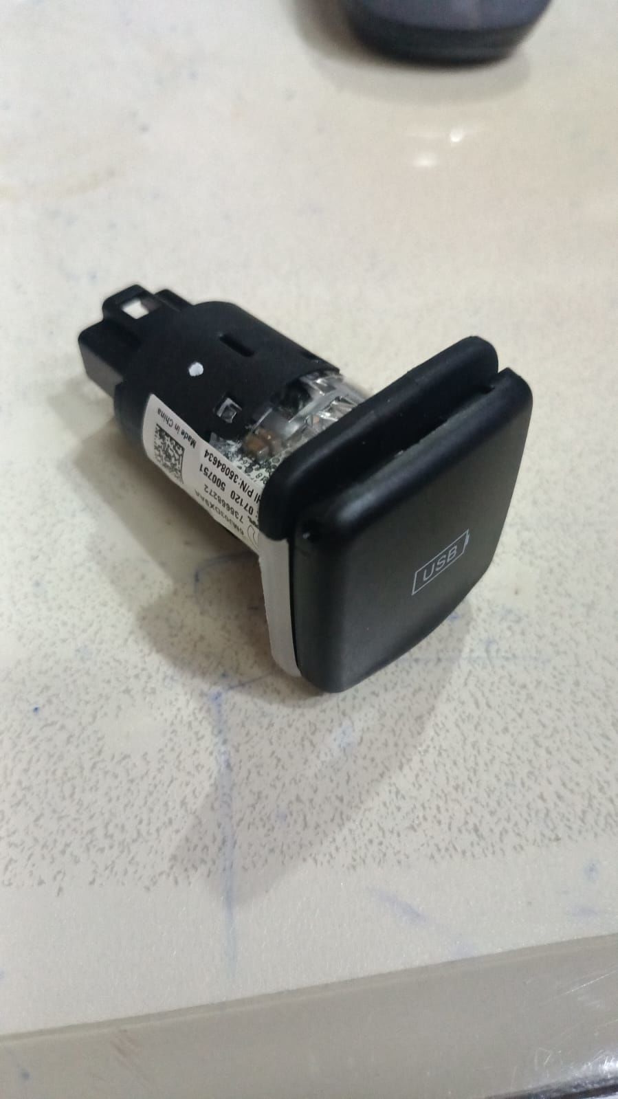 500L AUX / USB bağlantısı 735658272