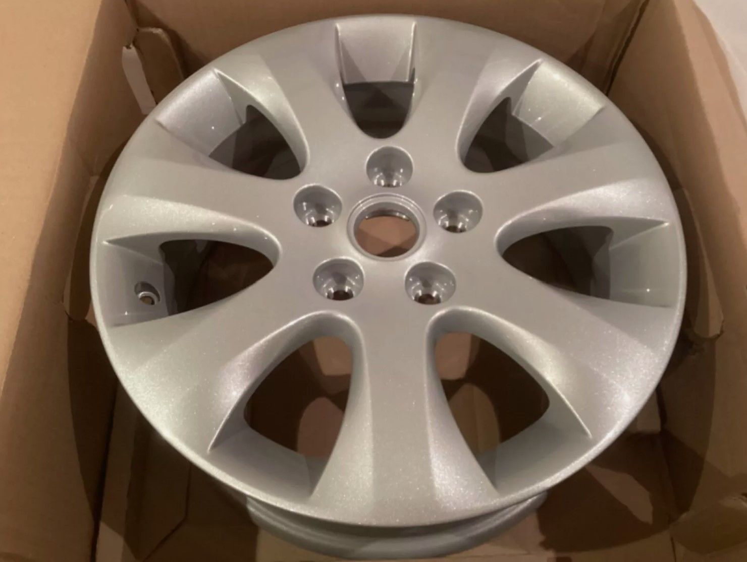 Opel Astra J Çelik Jant Gümüş 6.5JX16 inç GM 13376019