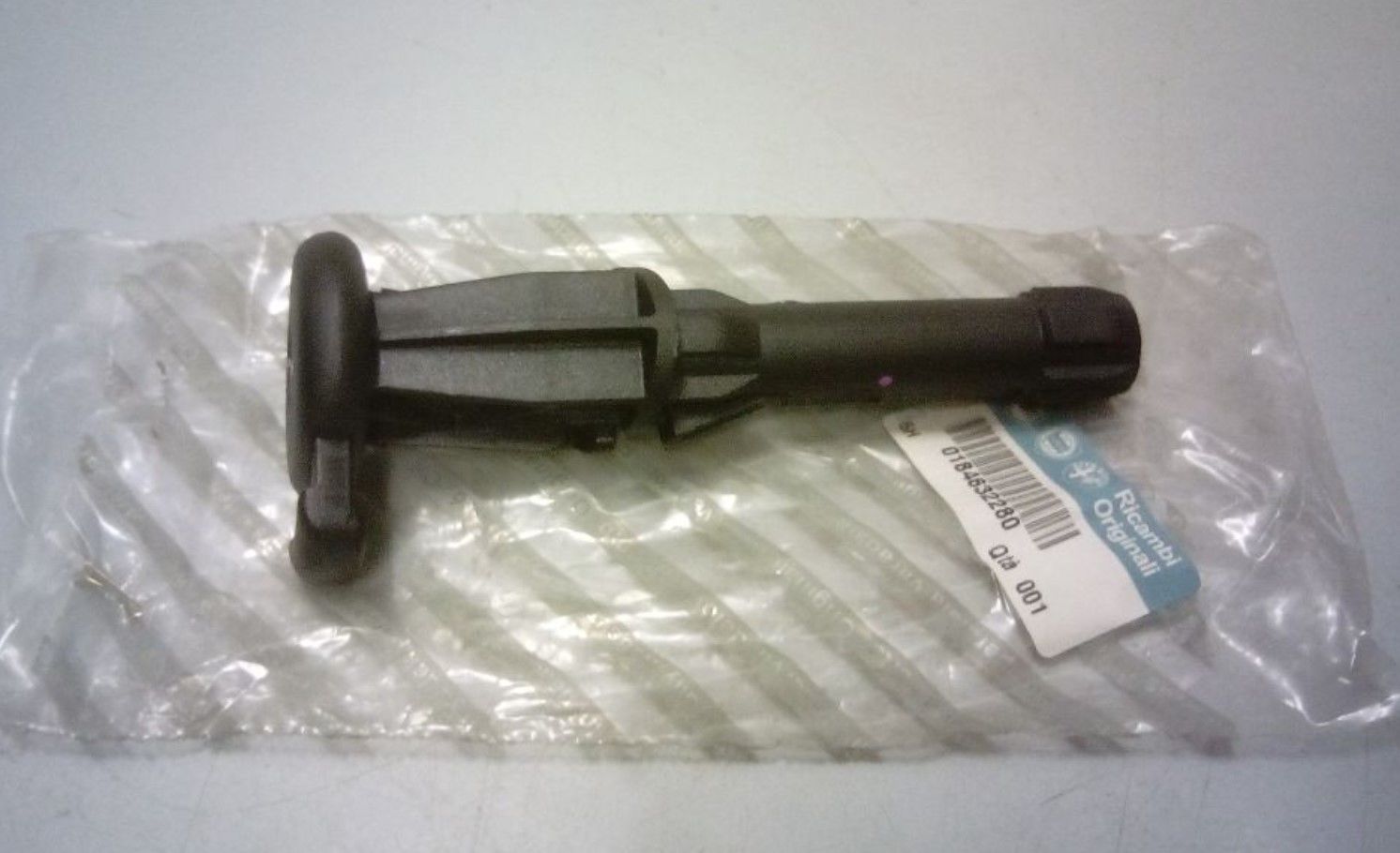 Fiat Fiorino Koltuk Başlığı Çubuğu 184632280