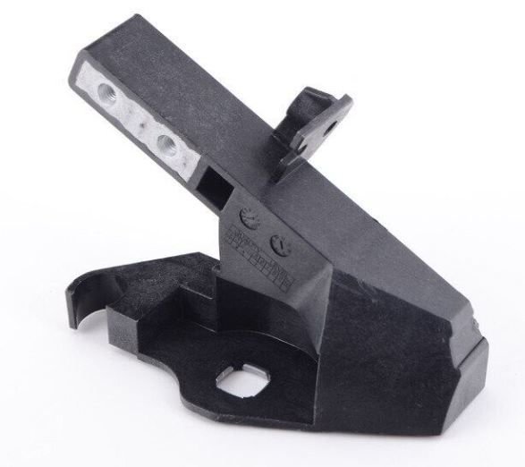 Mercedes C Serisi W205 Tampon Braketi Ön Sağ A2056203501