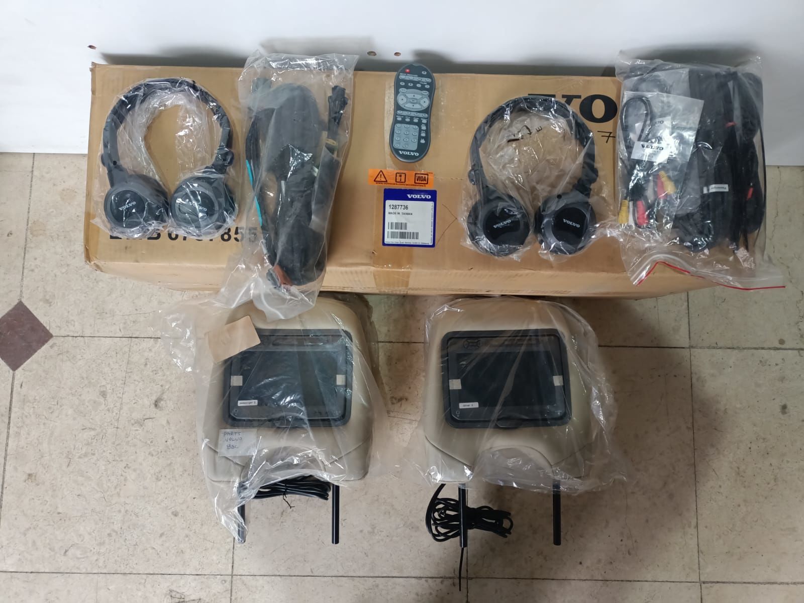 VOLVO Multimedya Set 1287736