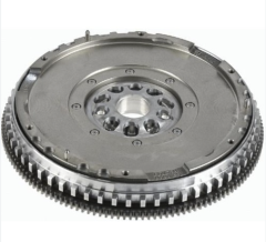 Dacia Duster 1.5 Dci 4x4 Volant MAİS 7701478829