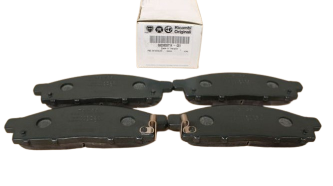 Fullback L200 Ön Fren Balata OPAR 6000609714 / 	 4605A284