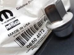 MOPAR K06504672 Bijon Chrysler 300M