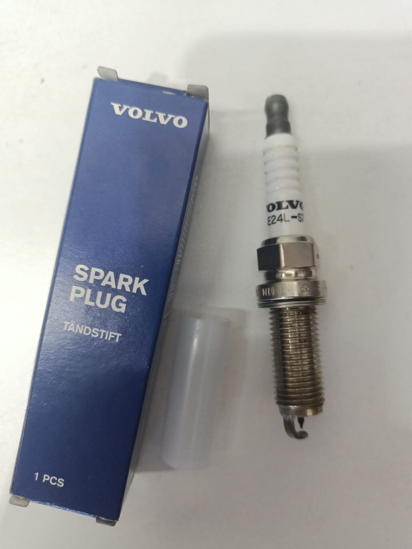 VOLVO 31491736 BUJİ