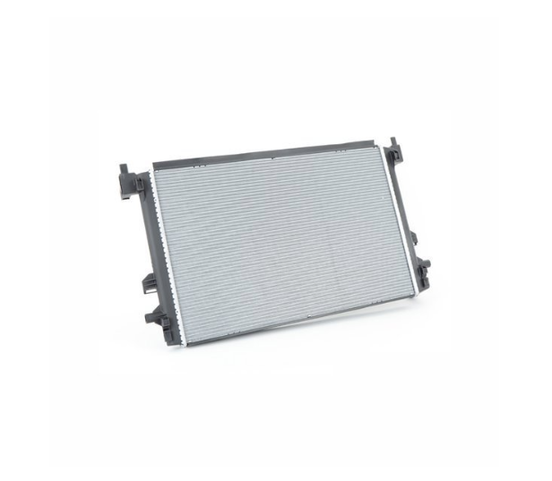 Volkwagen Passat Motor Su Radyatörü 40VWG702B / 5Q0121251FB