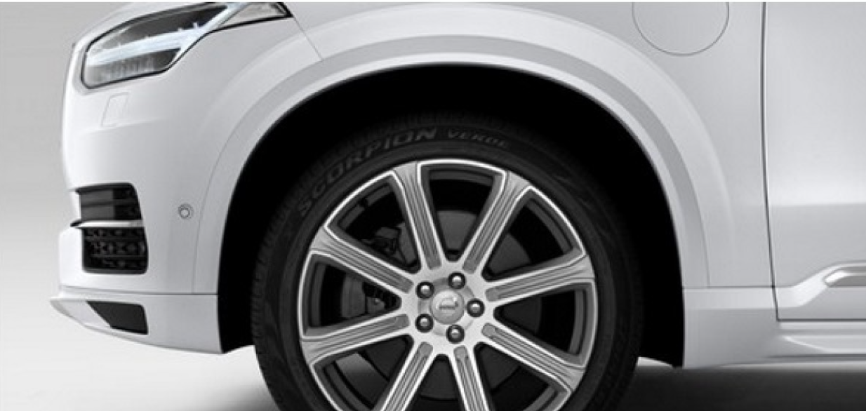 Volvo XC90 Arka Sol Çamurluk Genişleticileri Dodik 39846899 39790600