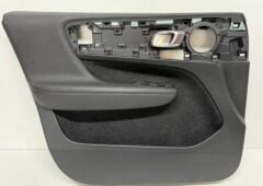 Volvo XC40  Sol Ön Kapı İç Döşeme Paneli 32282662