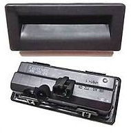 SUPERB OCTAVİA TİGUAN YETİ MAHER 31023 BAGAJ KAPAK AÇMA BUTONU 3V0827566