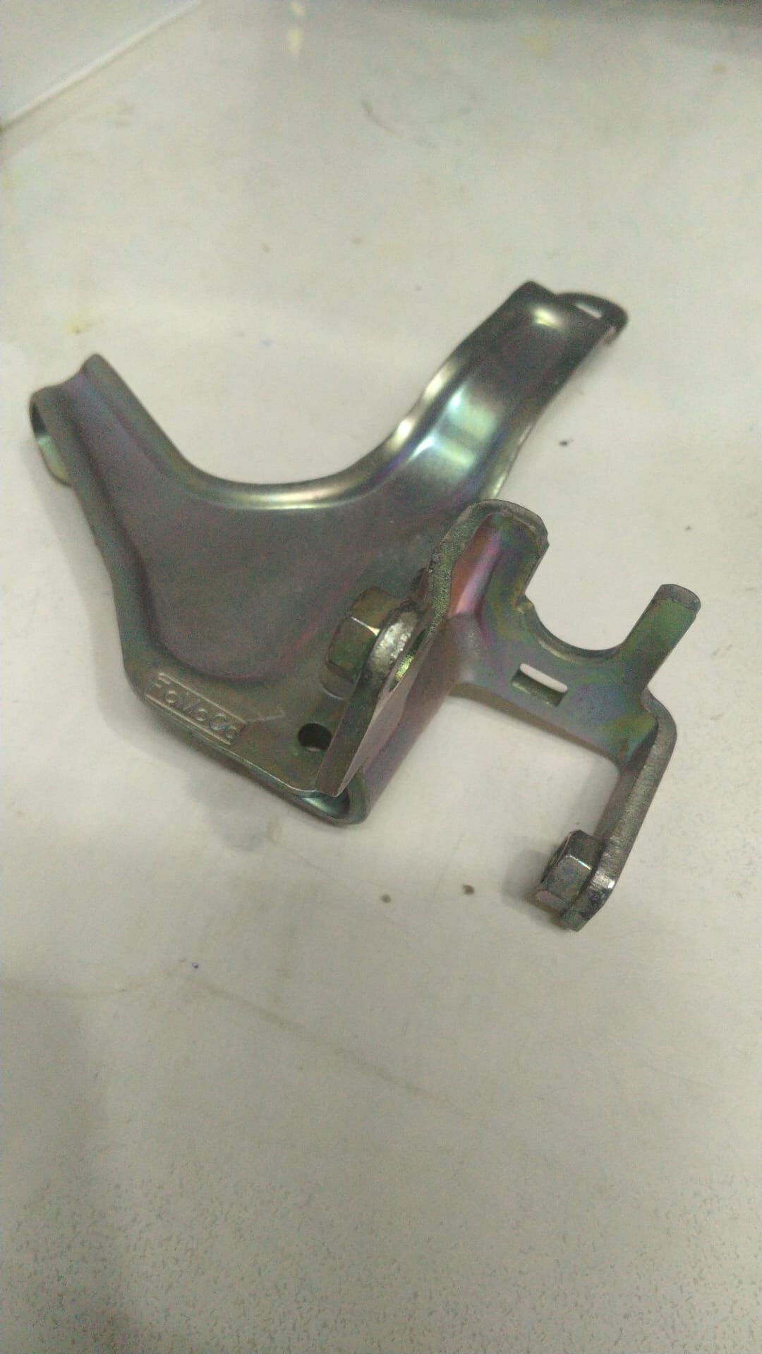 Vites Kolu Destek Braketi 6M357G061AA