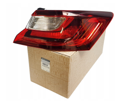 RENAULT Sağ Arka Dış Stop Megane IV 265507297R