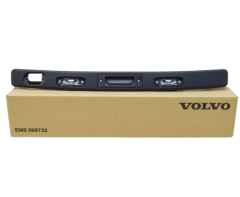 Volvo XC60 Plaka Isığı ve Bagaj Açma Çıtası 30784556