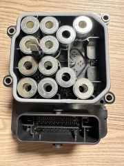 JEEP Cherokee ABS Fren Modülü K68270558AA