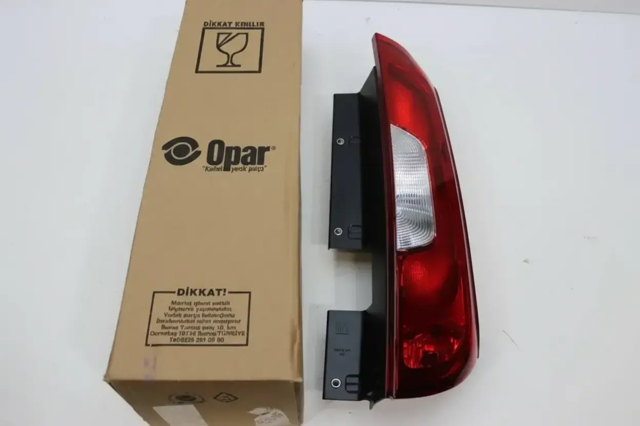 Fiat Doblo IV Sağ Stop Lambası ( Çift Kapı ) | OPAR 52044715