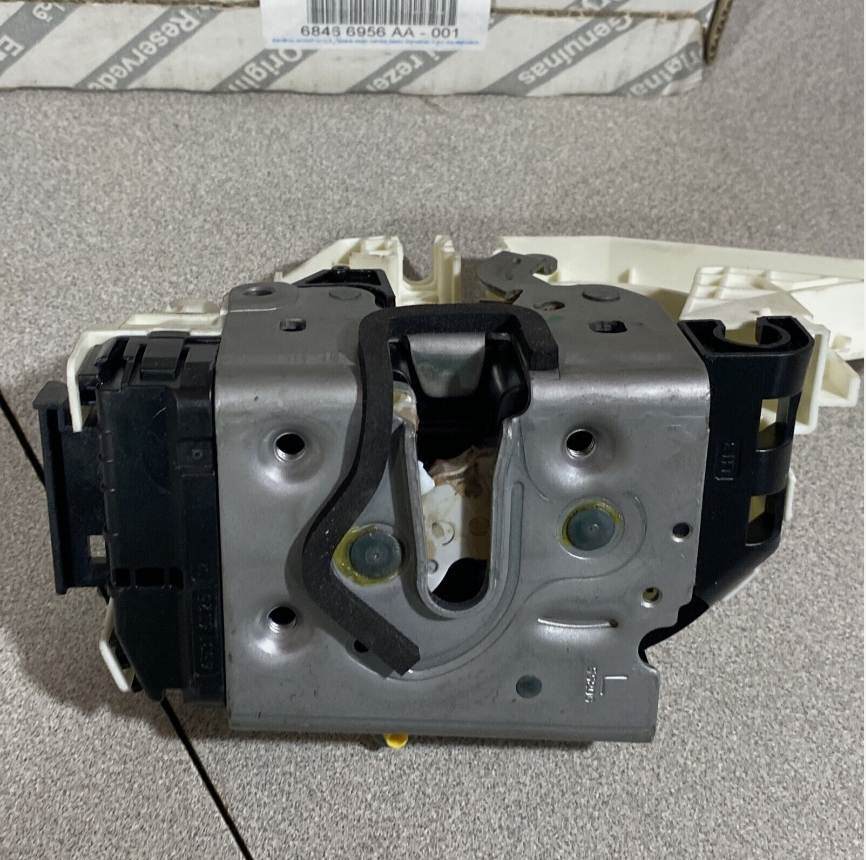 Renegade - 500X Sol Ön Kapı Kilidi 52139902