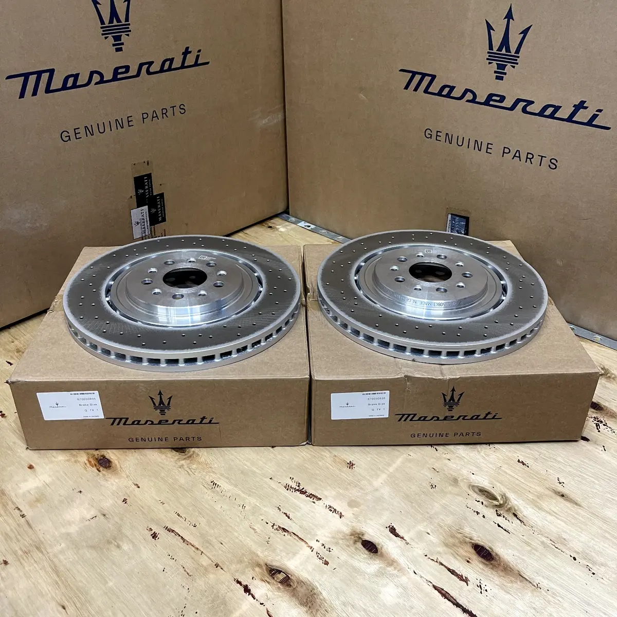 Orijinal OEM 194982 / 119870720 Maserati Quattroporte M139 Ön Fren Diski
