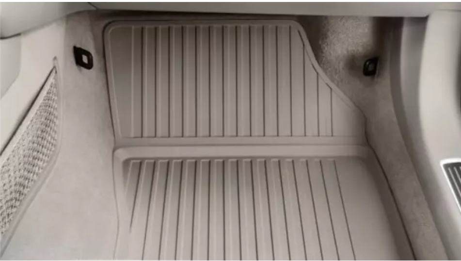 VOLVO S60 Plastik Zemin Paspas 31659472