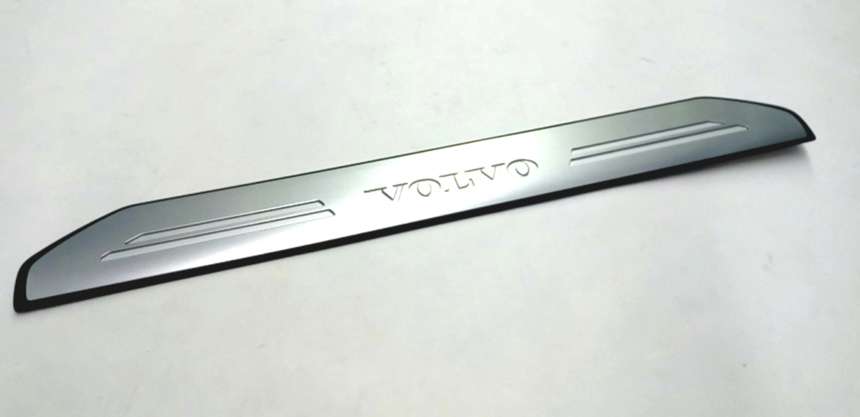 VOLVO XC60 Eşik Çıtası Işıklı 31265140