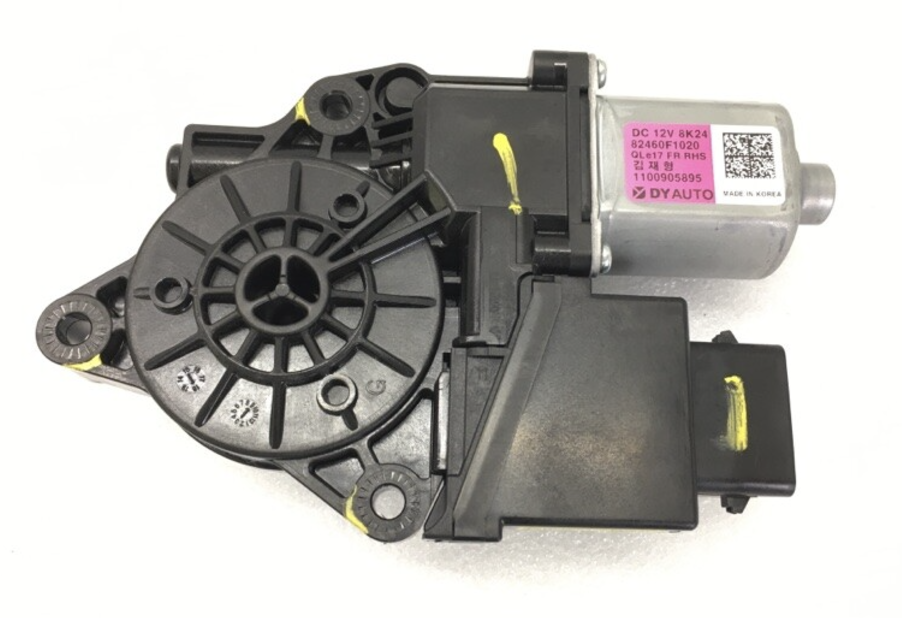 Kia Sportage Ön Sağ Kapı Cam Motoru 82460F1020