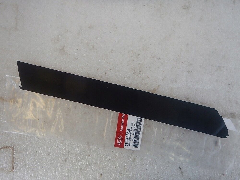 Kia Ceed Arka Kapı Bandı Siyah Sağ 86393A2200