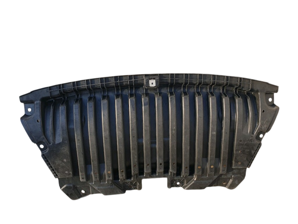 Mercedes-Benz A2135200900 E Serisi W213 Ön Tampon Alt Muhafaza AMG