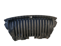 Mercedes-Benz A2135200900 E Serisi W213 Ön Tampon Alt Muhafaza AMG