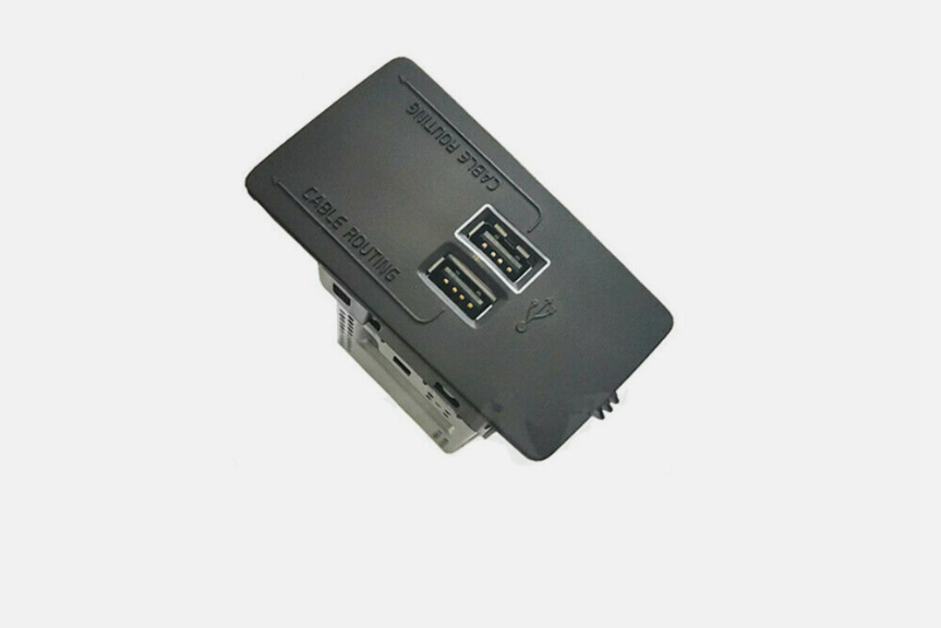 Volvo S60 S90 V90 USB AUX Arayüzü Soket Jakı 31407038