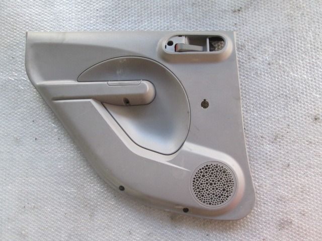 Fiat Panda Sol Arka Kapı Döşemesi 735361984