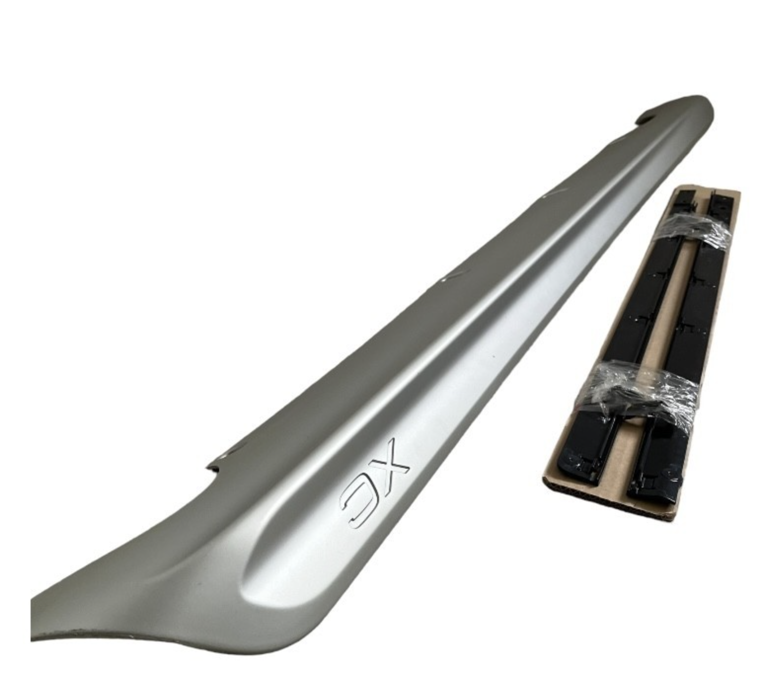 VOLVO XC60 Maşbiyel Kaplama Sol Plastik 30756294